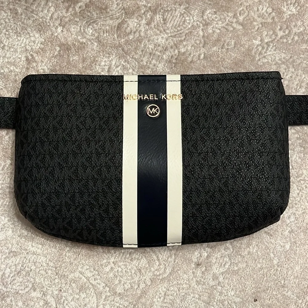 Brand New Michael Kors Center Stripe Belt Bag Zippered Fanny Pack Black & Blue